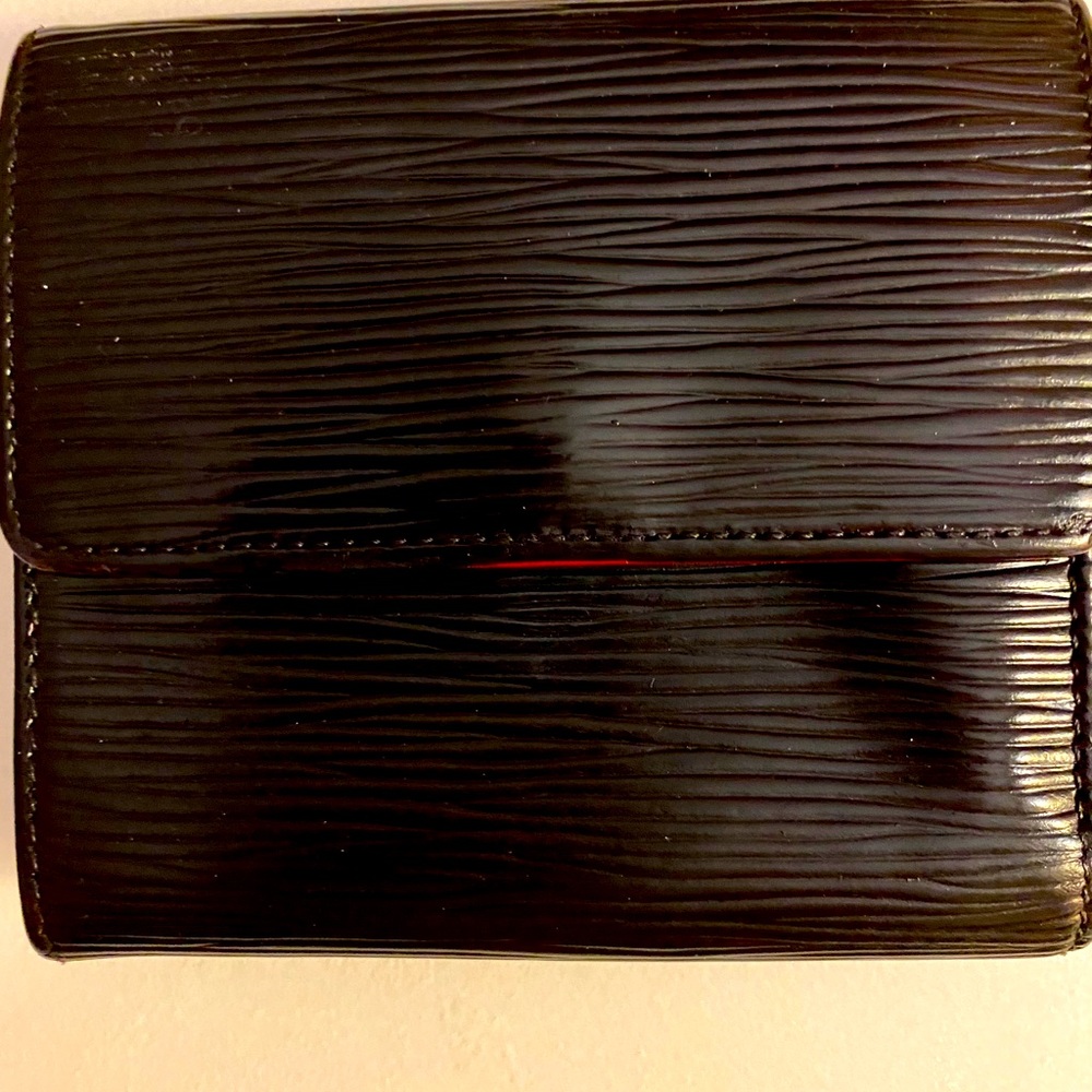 LOUIS VUITTON BLACK EPI LEATHER  WITH RED INTERIOR